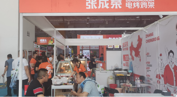 加盟一家張成榮電烤雞架單店，前期投入高嗎?