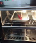 夏季嚴抓食品安全，張成榮電烤雞架提醒大家謹慎選擇！